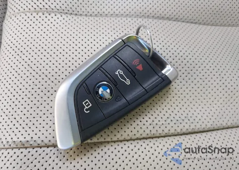 2014 BMW X5 xDrive35D from USA, damaged, VIN 5UXKS4C58E0J97233